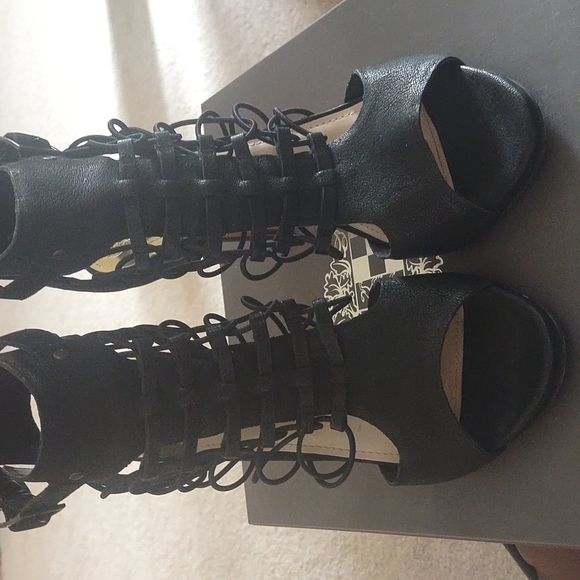 Shoes - Picture 2 of 3